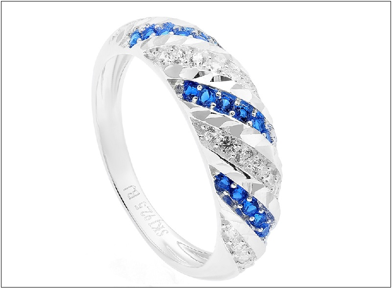 Thiết kế thời thượng, năng động